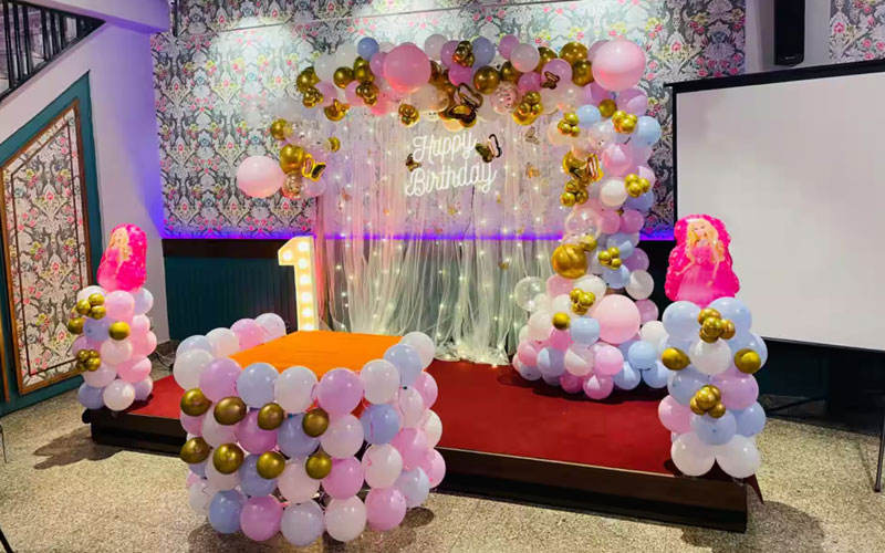 Balloon Decor